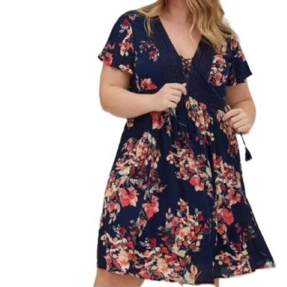 Torrid NEW 2 2X Navy Blue Coral Floral Skater Dress Gauze Short Sleeve V Neck - Picture 1 of 16